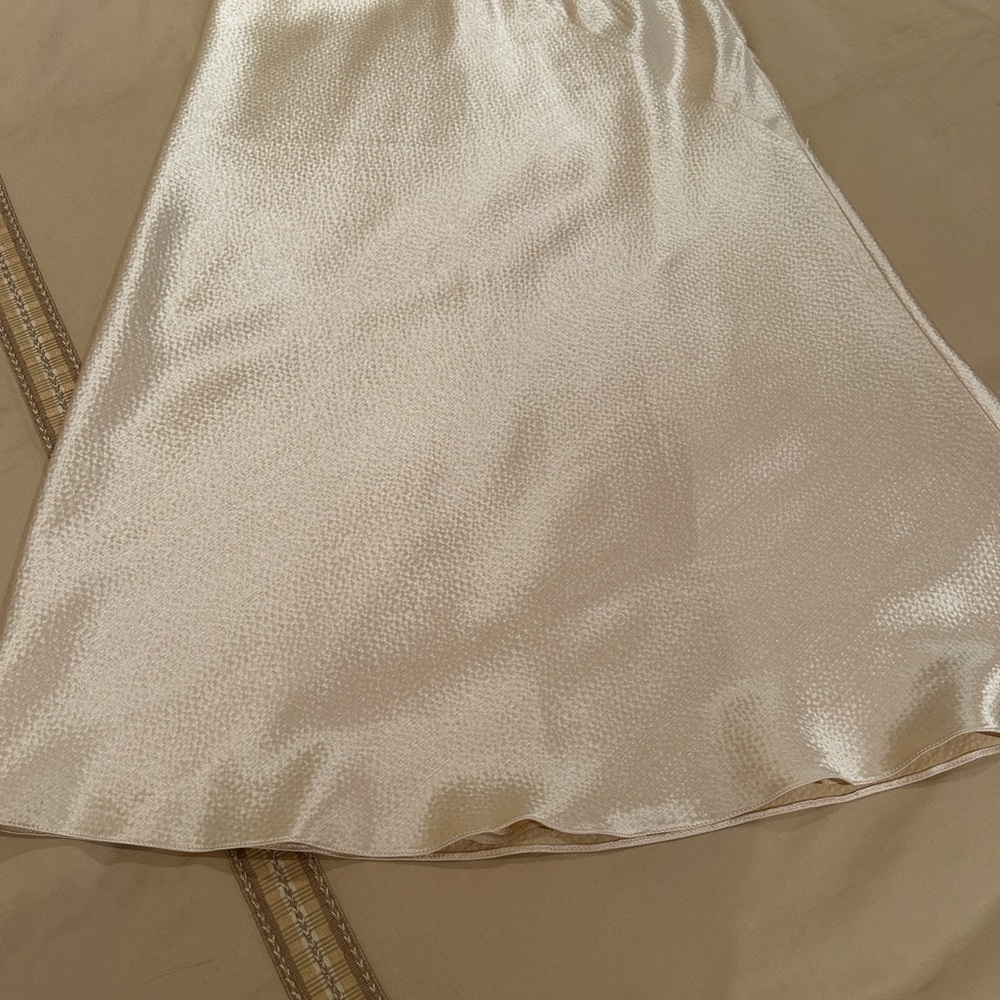 Naeem Khan 100% Cream Silk Skirt Size 6